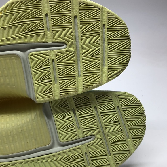 Women’s Nike Metcon 9 White/Yellow DZ2537-106 USED Mark inside sz 9 - Picture 8 of 12